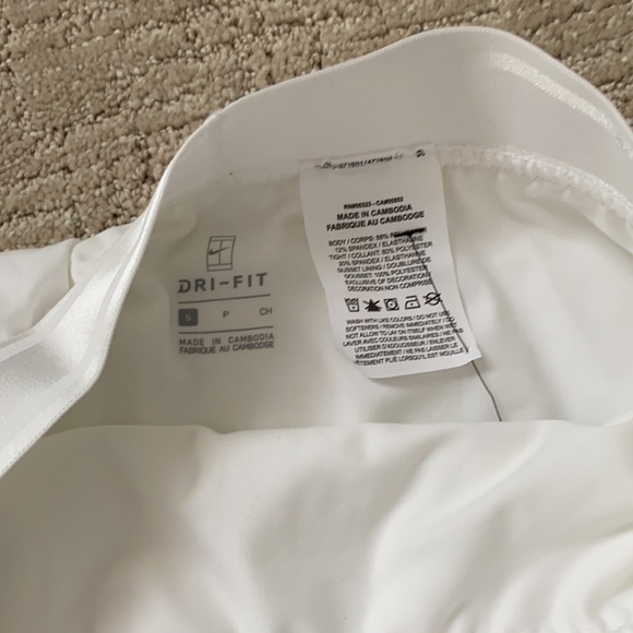 NIKE TENNIS SKIRT!! - Picture 3 of 5